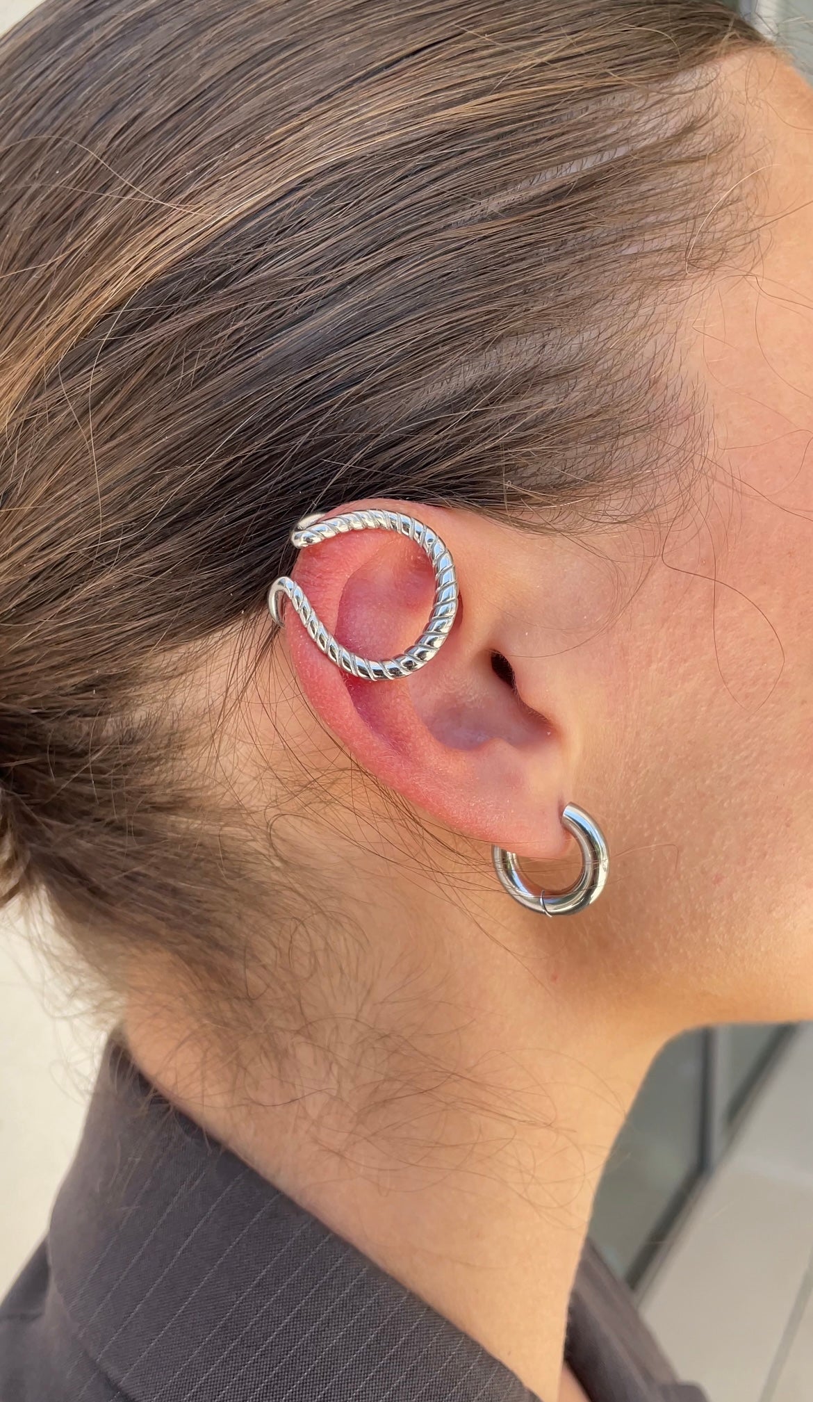 Striped ear cuff