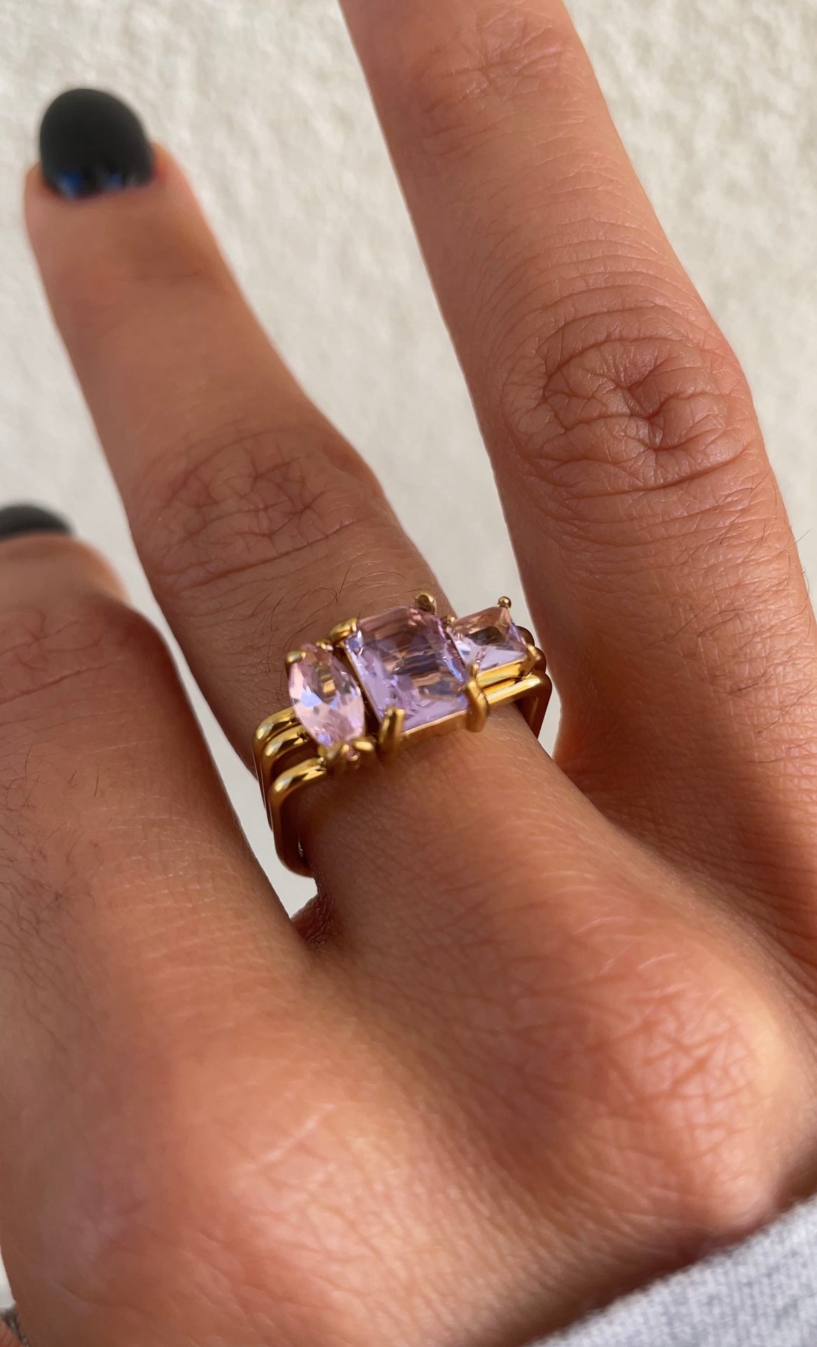 Colored gems ring