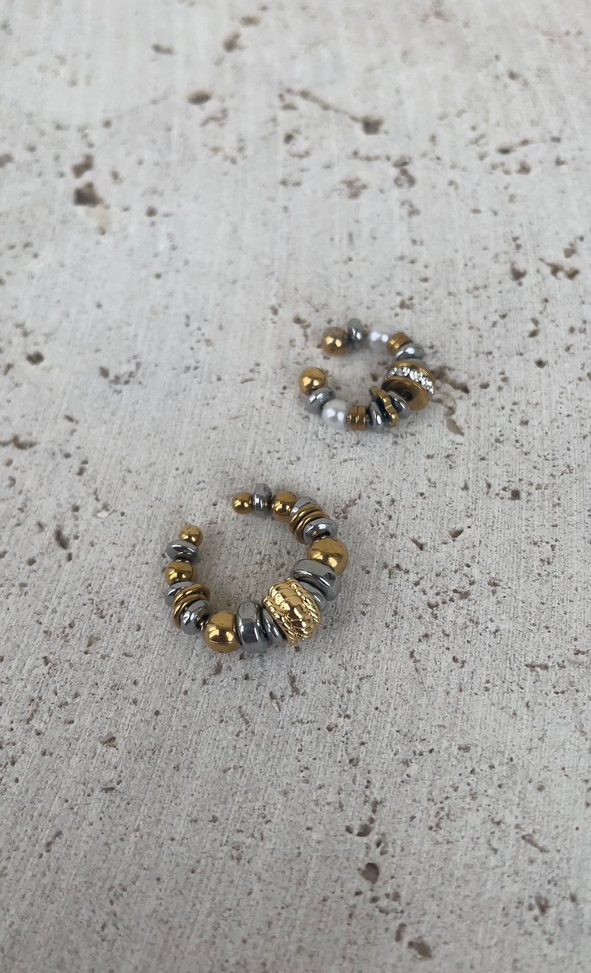Anémone ear cuff