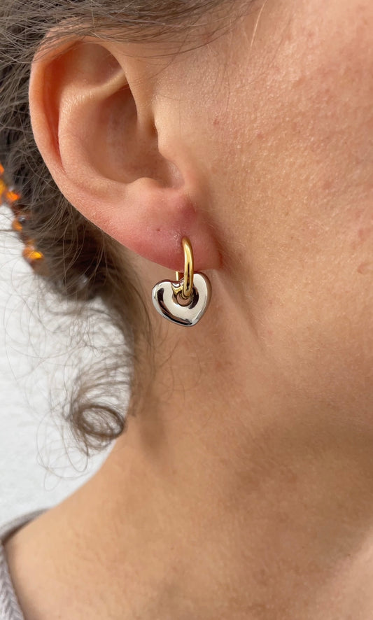 Tiny heart earrings