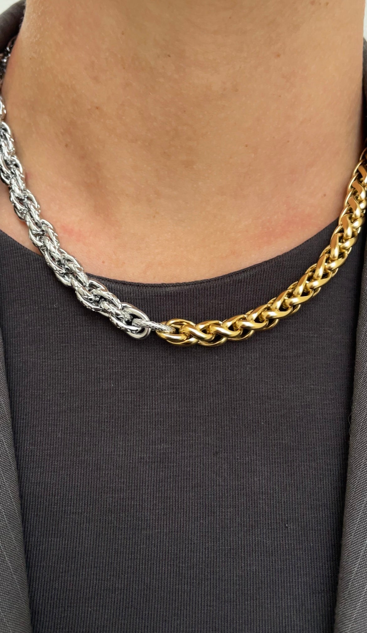 Bi color braided necklace