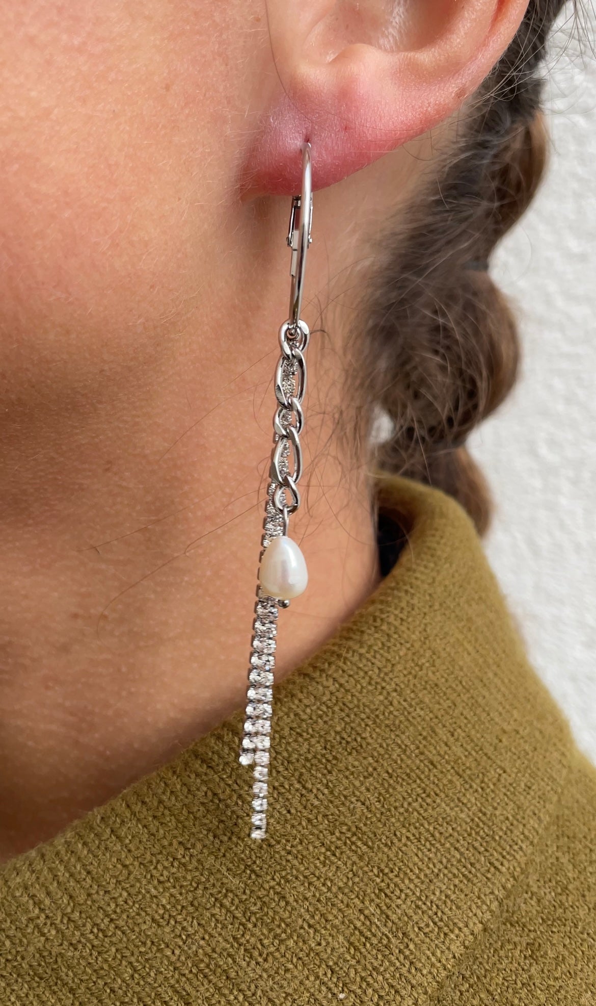 Thin Festive earrings