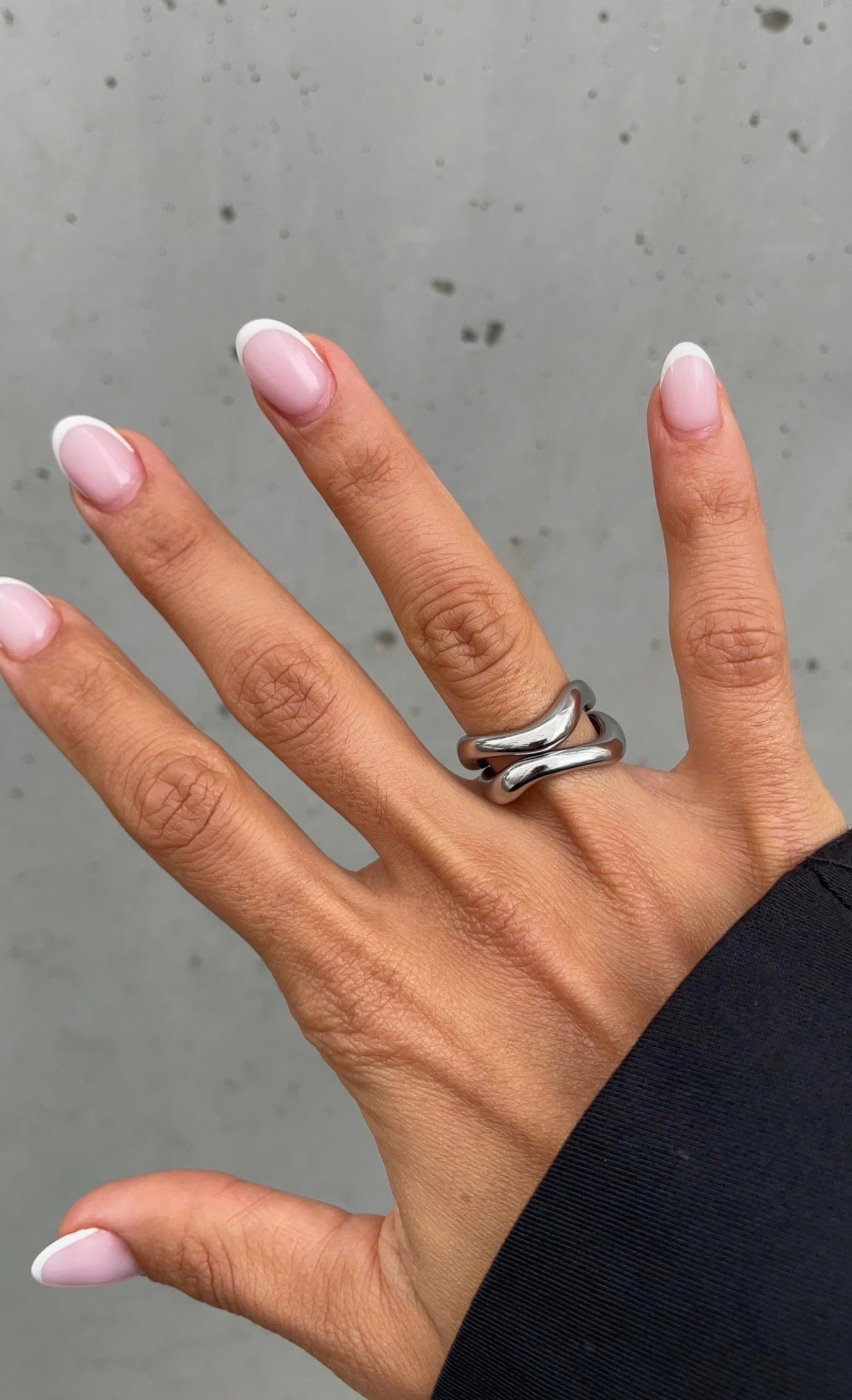Duo wave ring