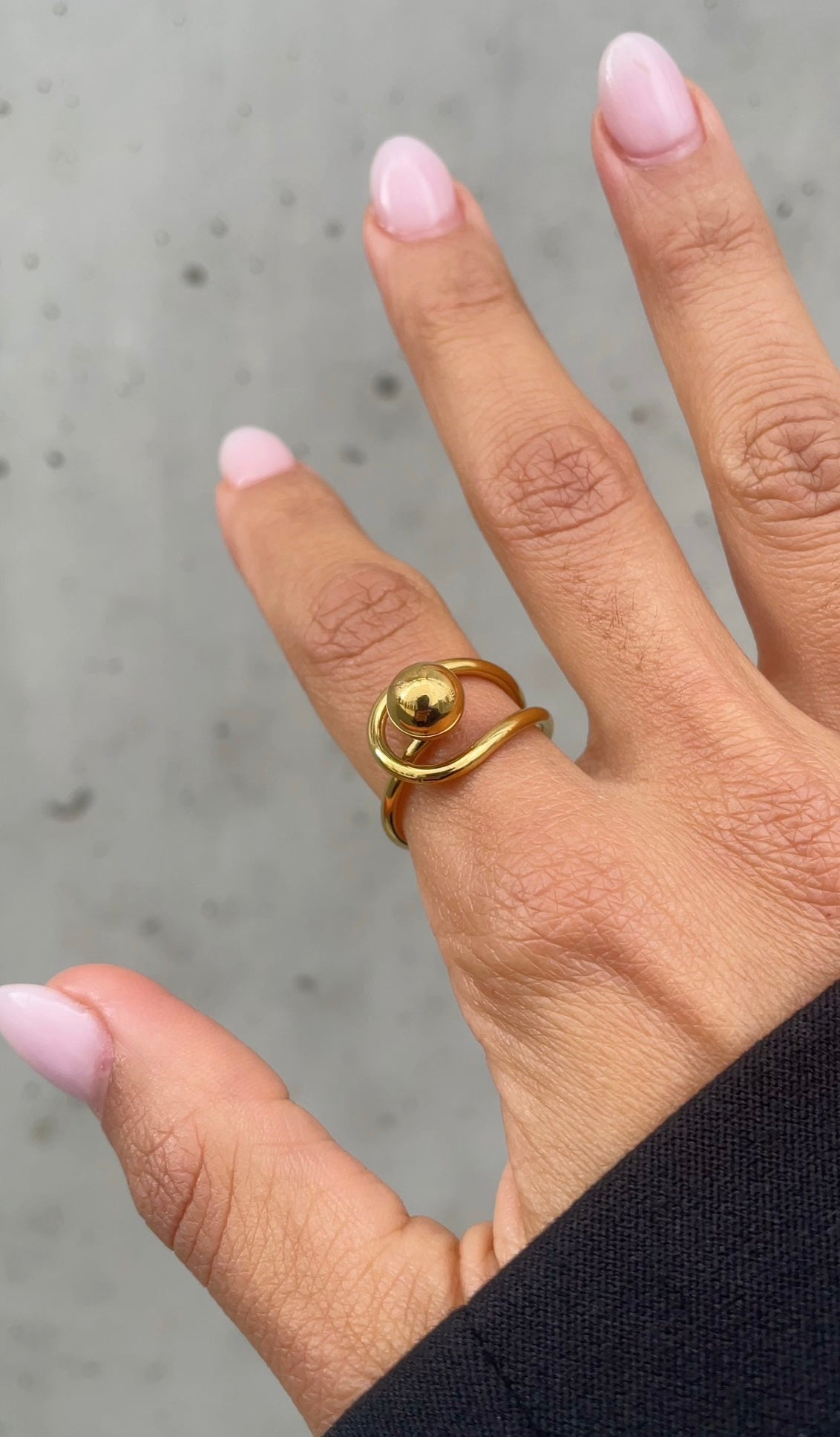 Pearl grunge ring