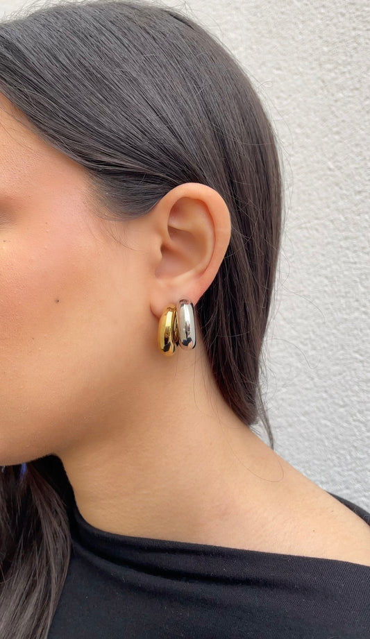 Mini extra bold earrings