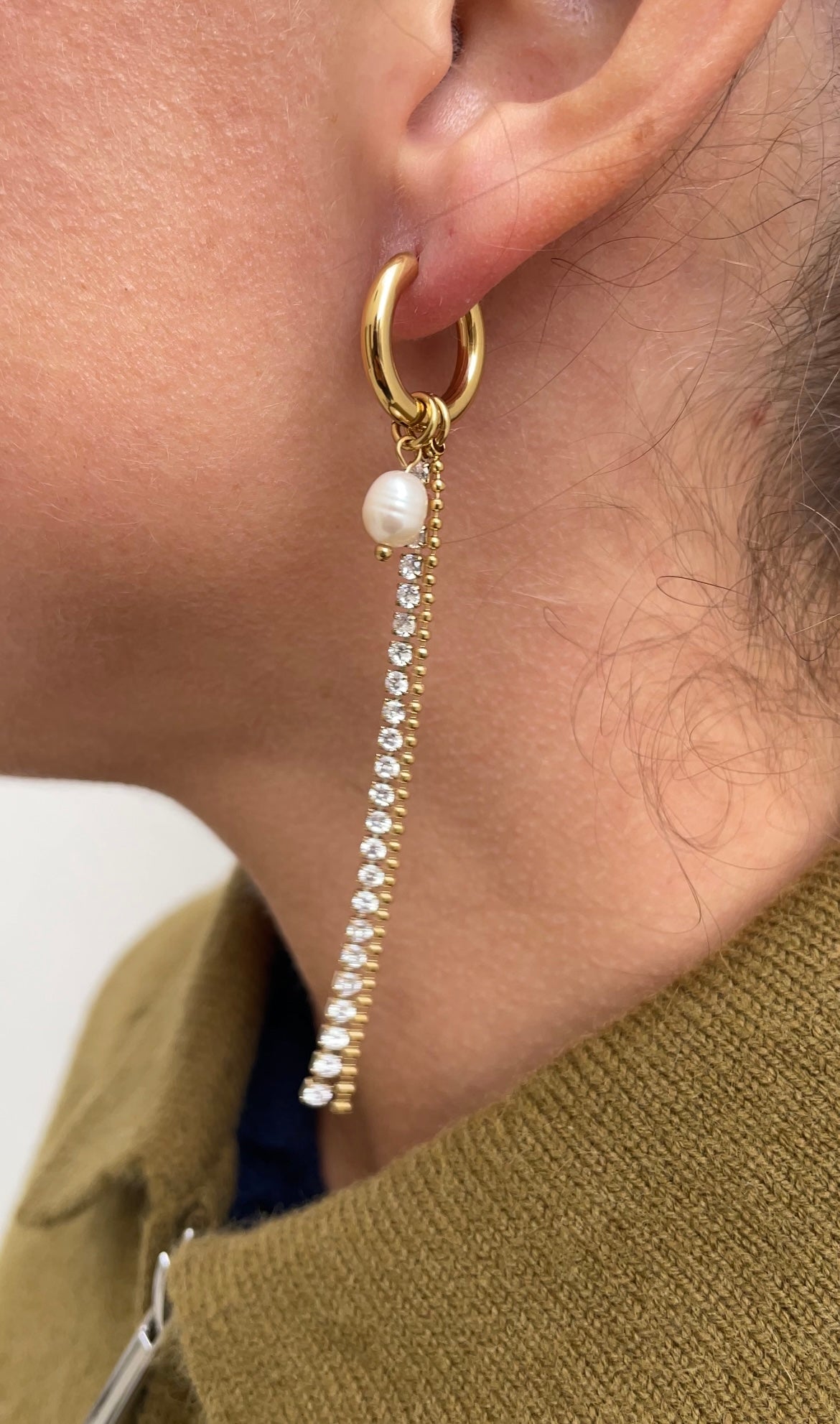 Festive earrings