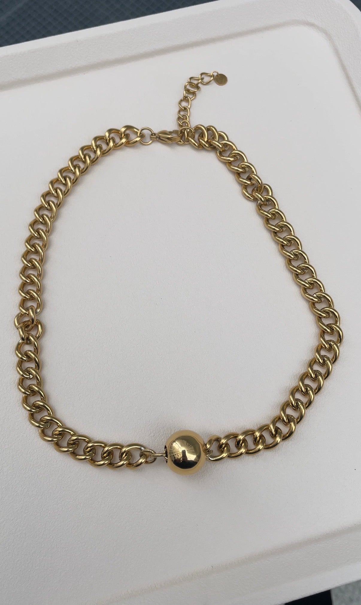 Middle Pearl necklace