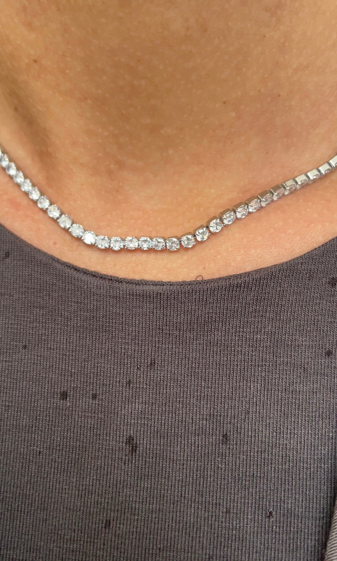 Thick gems necklace