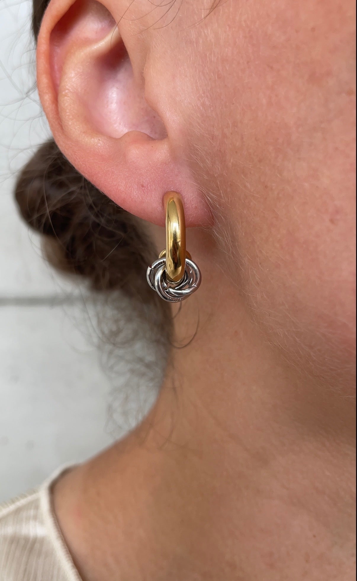 Thin Asymmetric knot earrings