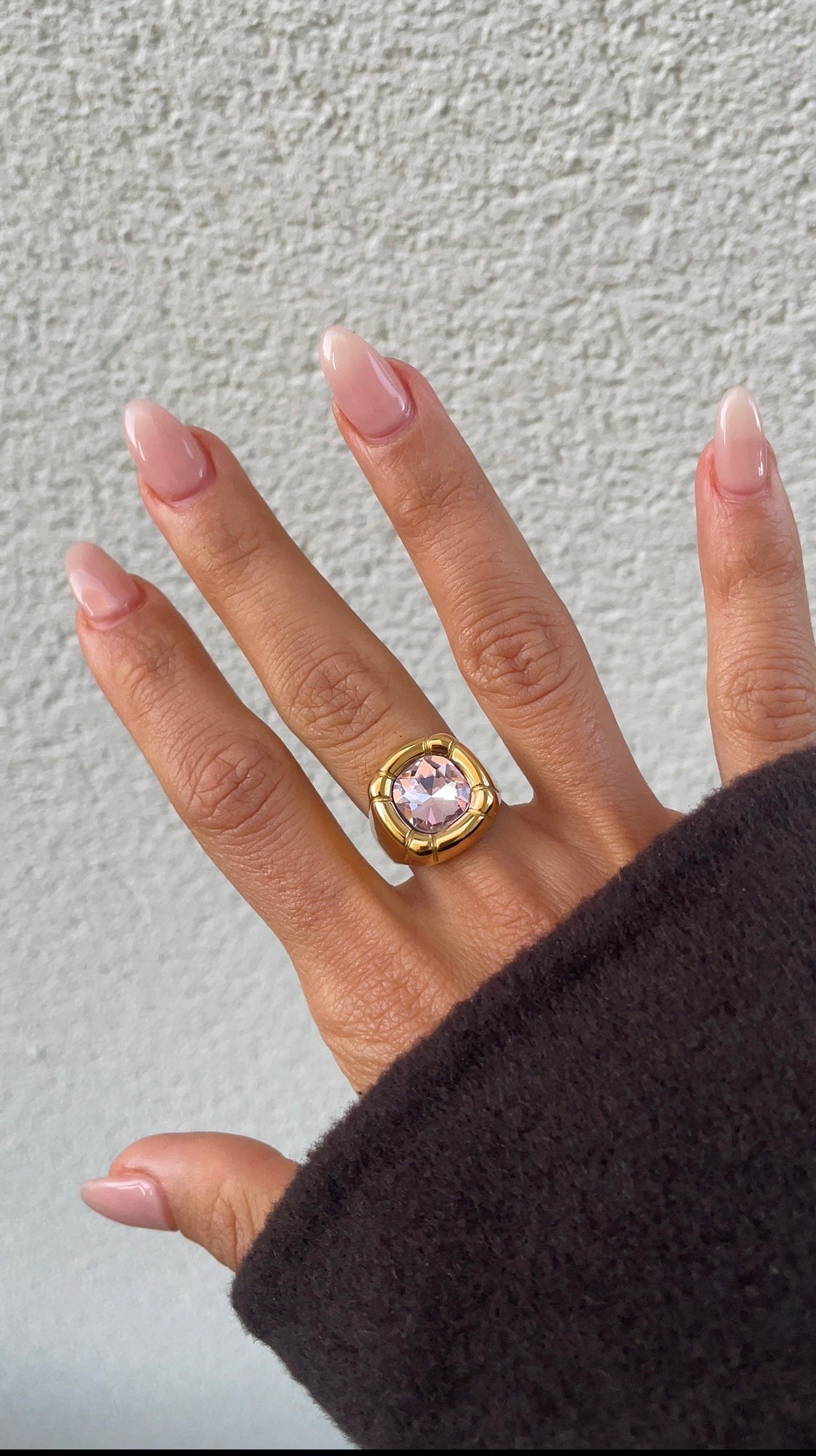 Versailles ring