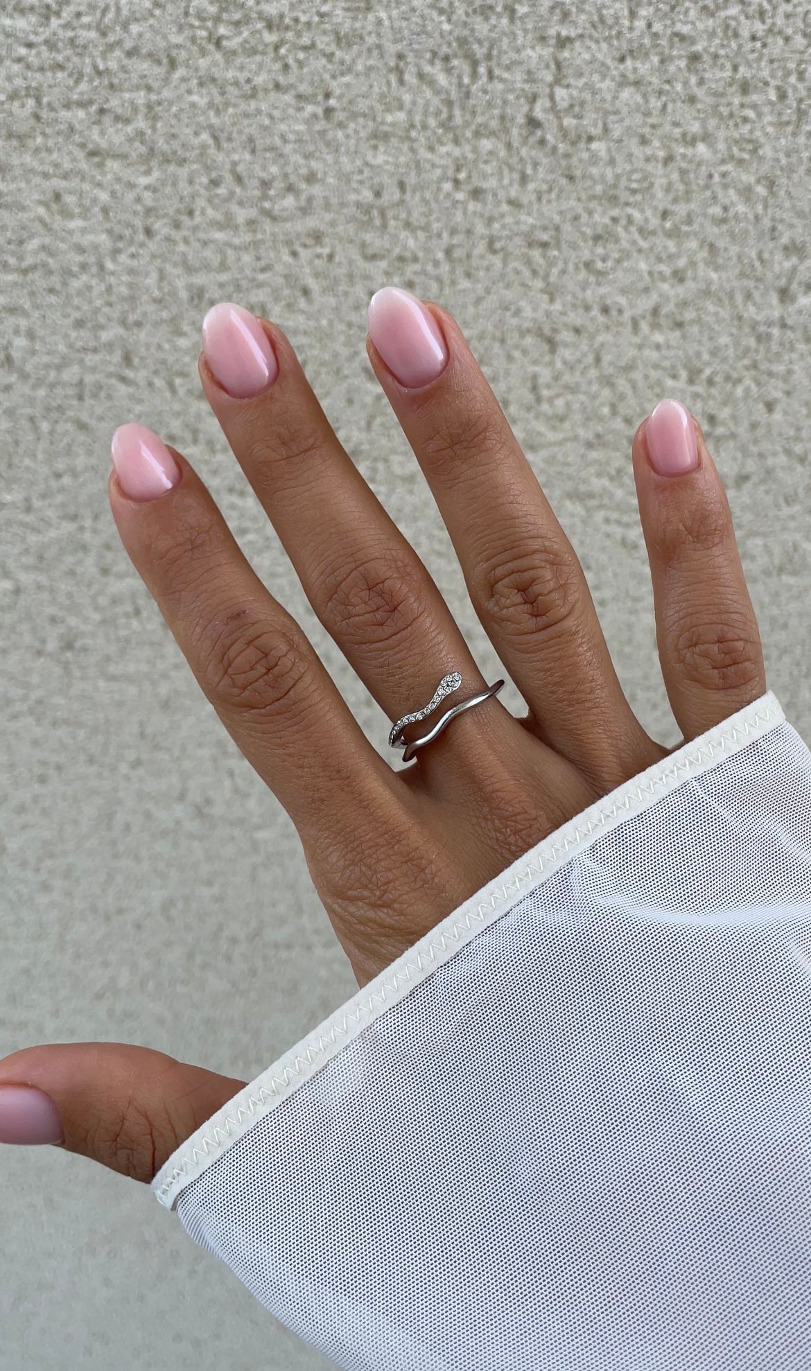 Enroll snake ring