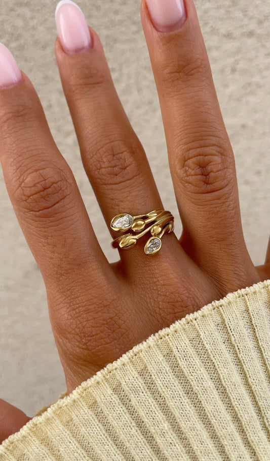 Enroll flowers ring