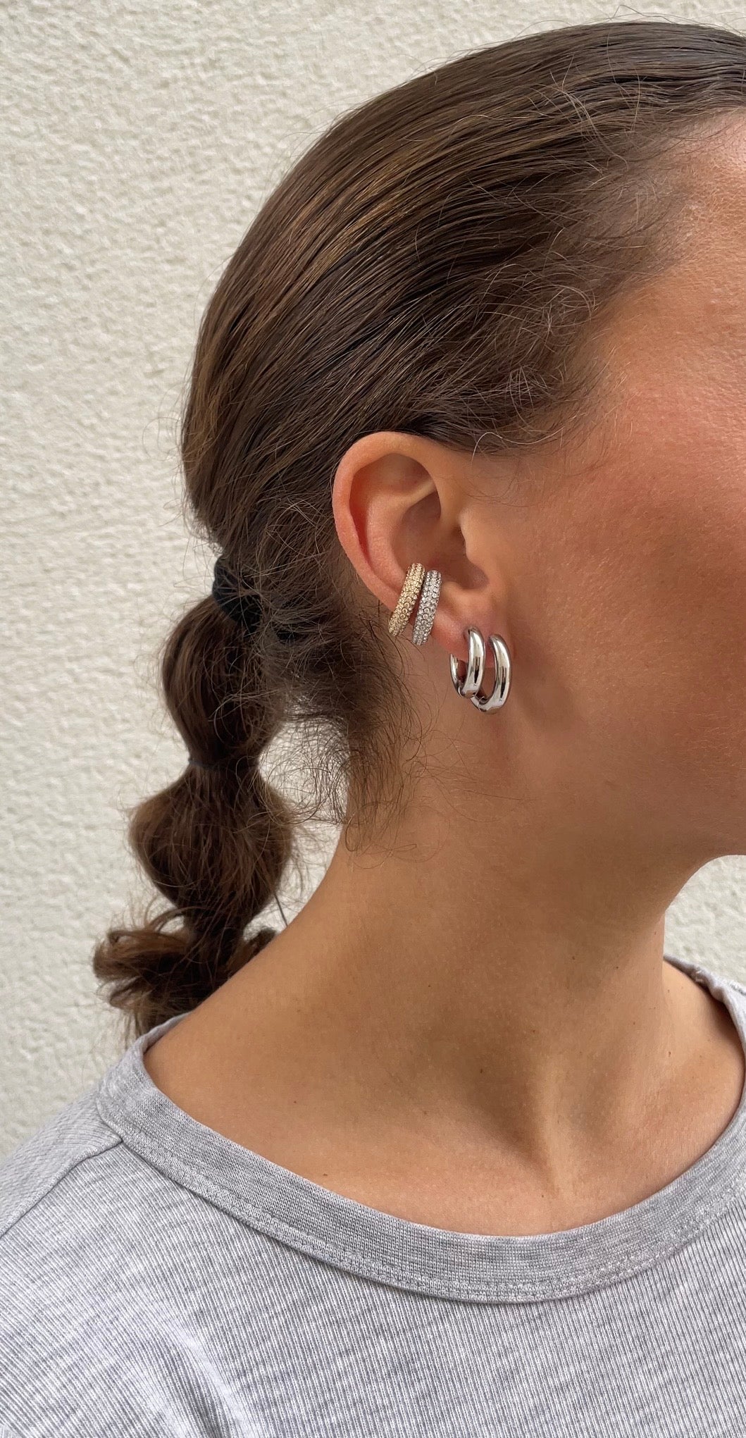 Classic gems ear cuff