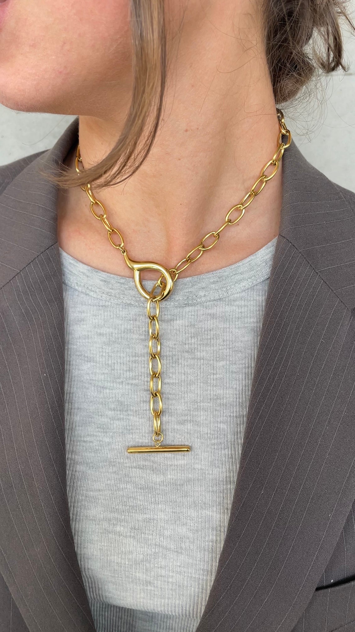 Eye necklace