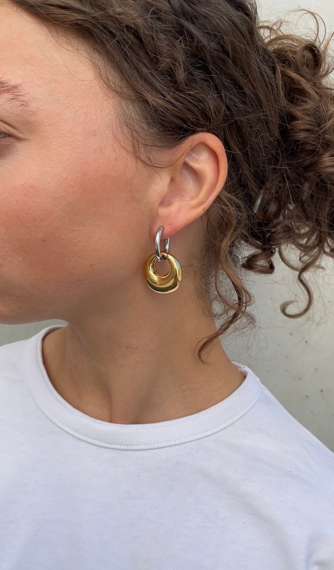 Round X hoops