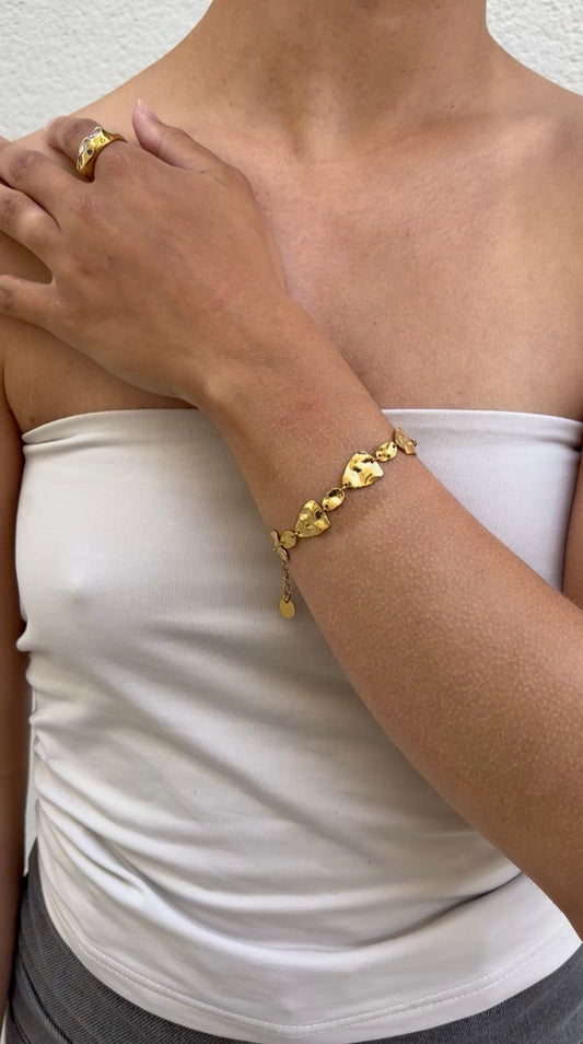 Hammered bracelet