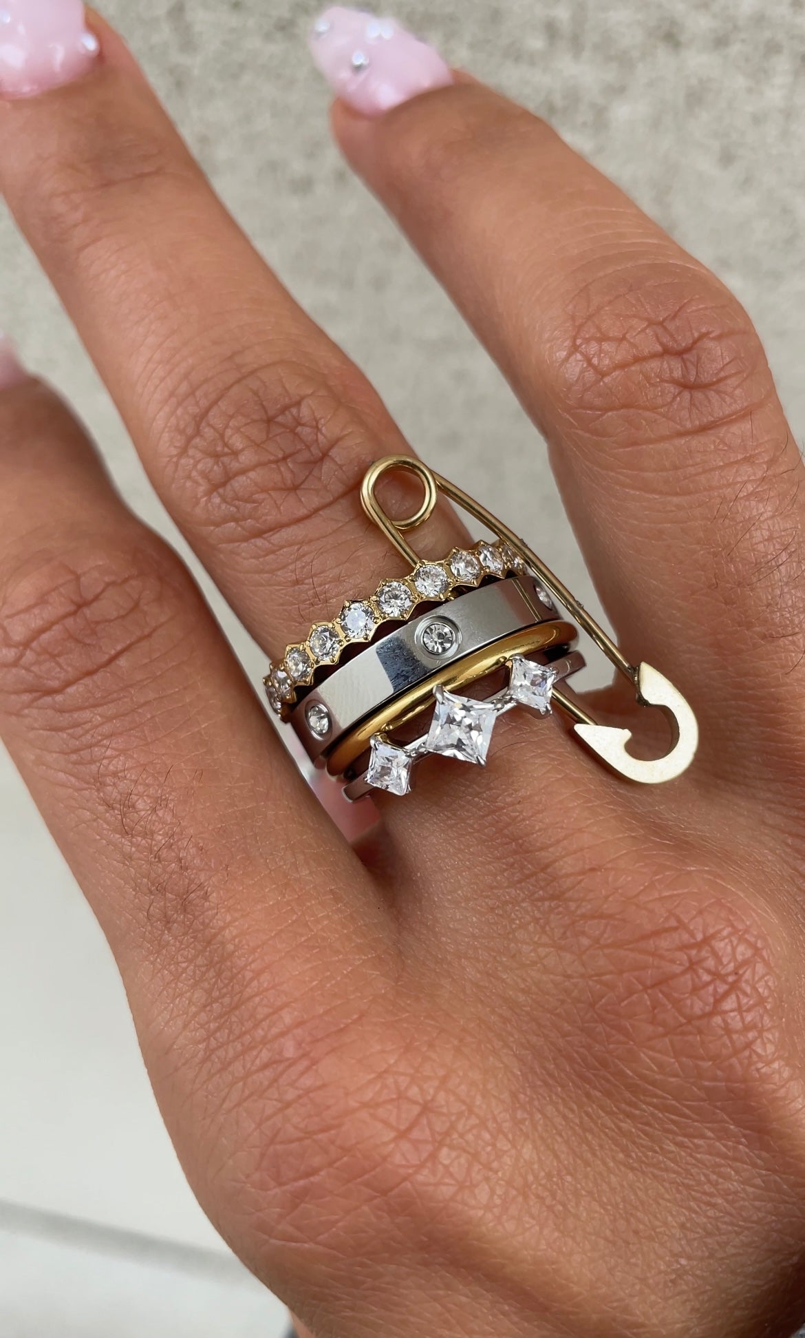 Gems couture ring