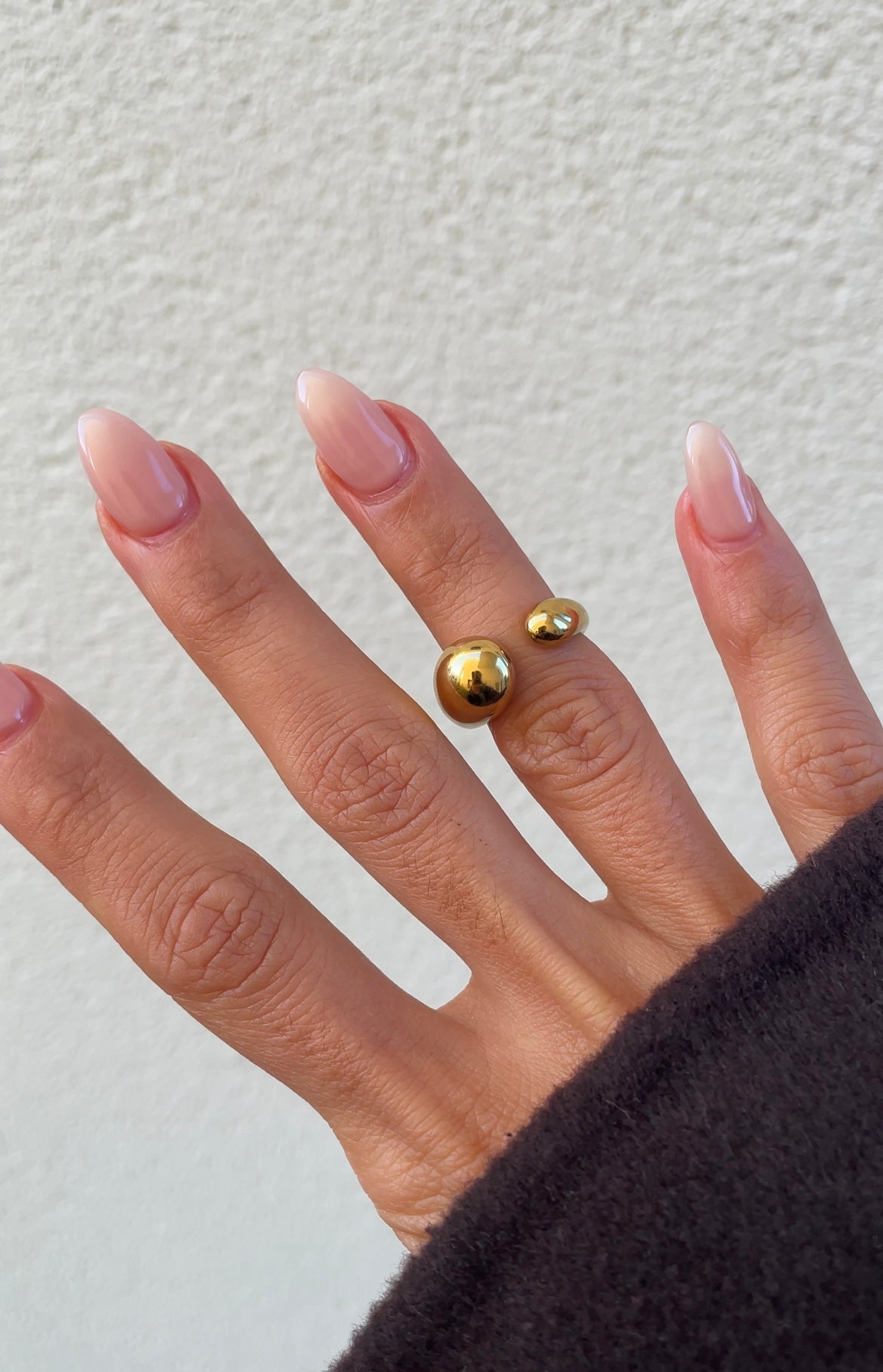 Drop phalange ring