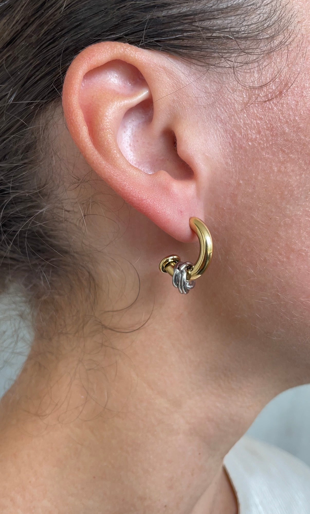 Thin Asymmetric knot earrings