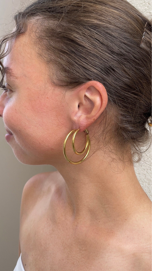 Duo thin Hailey hoops