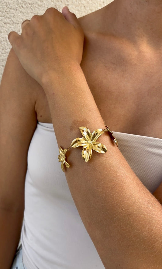 Multi flower bracelet