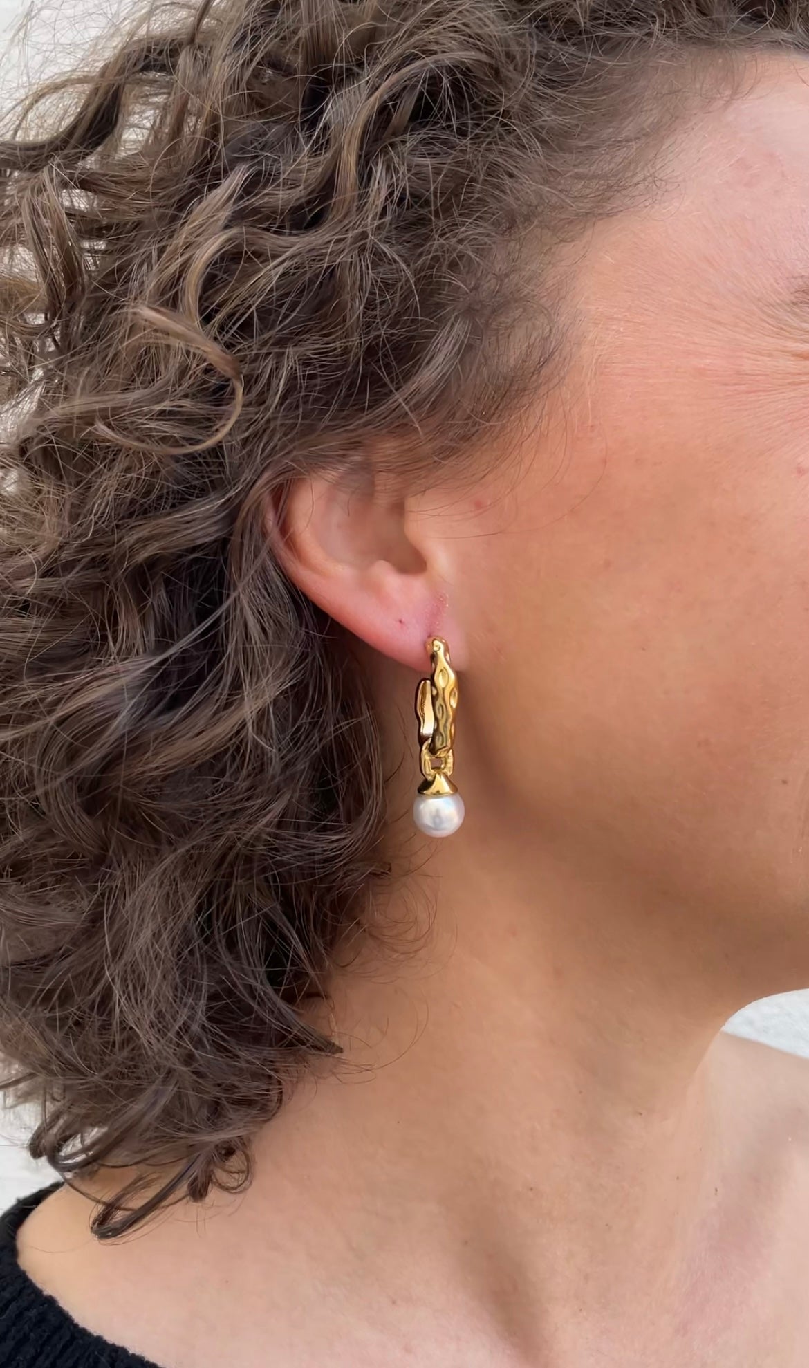 Bubble pearl earrings