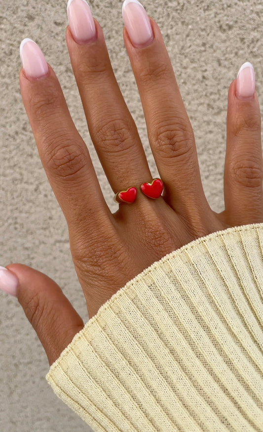 Red hearts ring