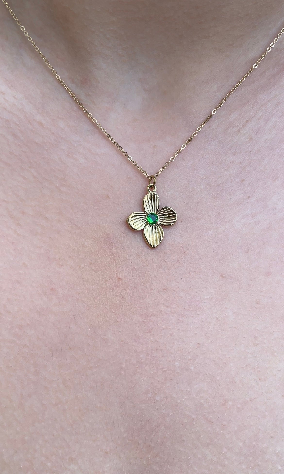 Green Flower necklace