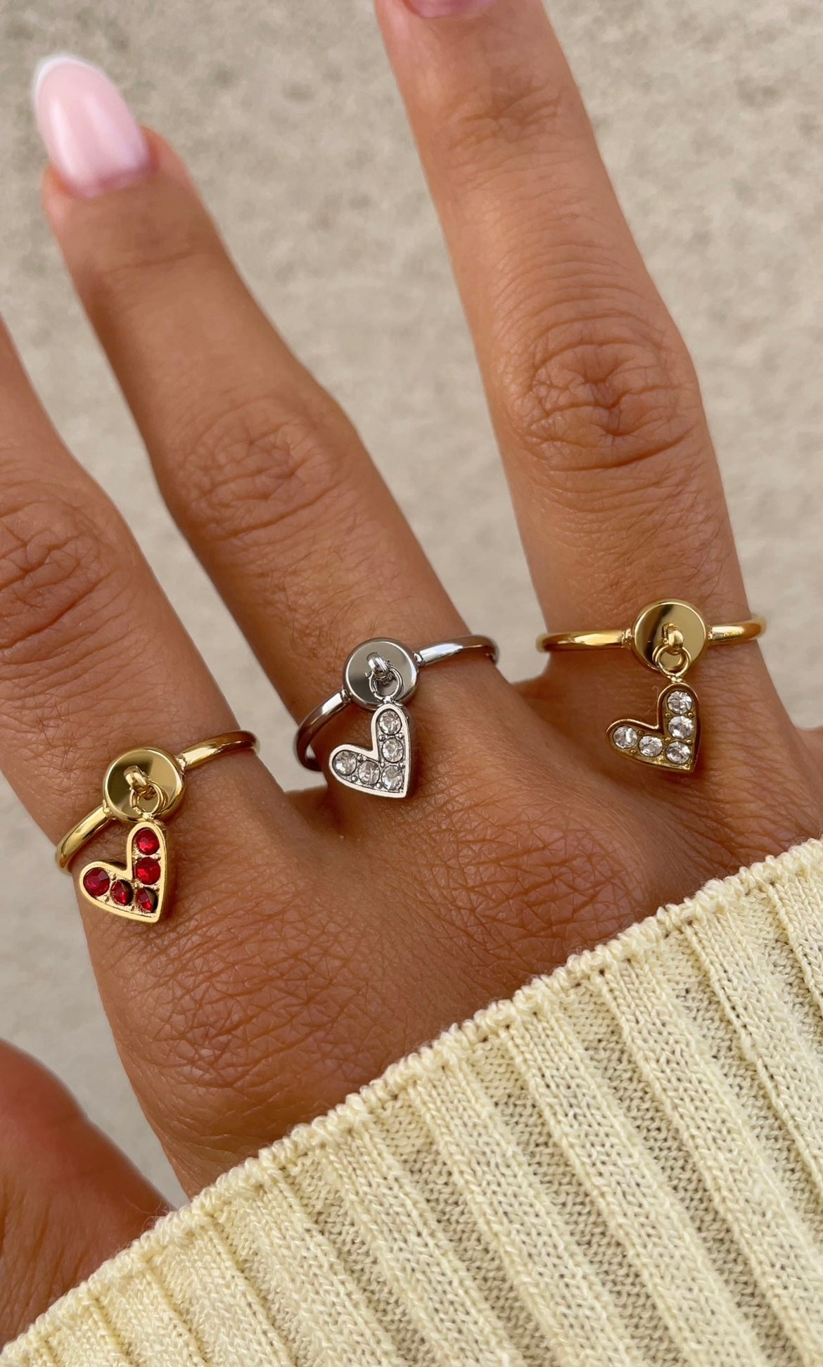 Dangling heart ring