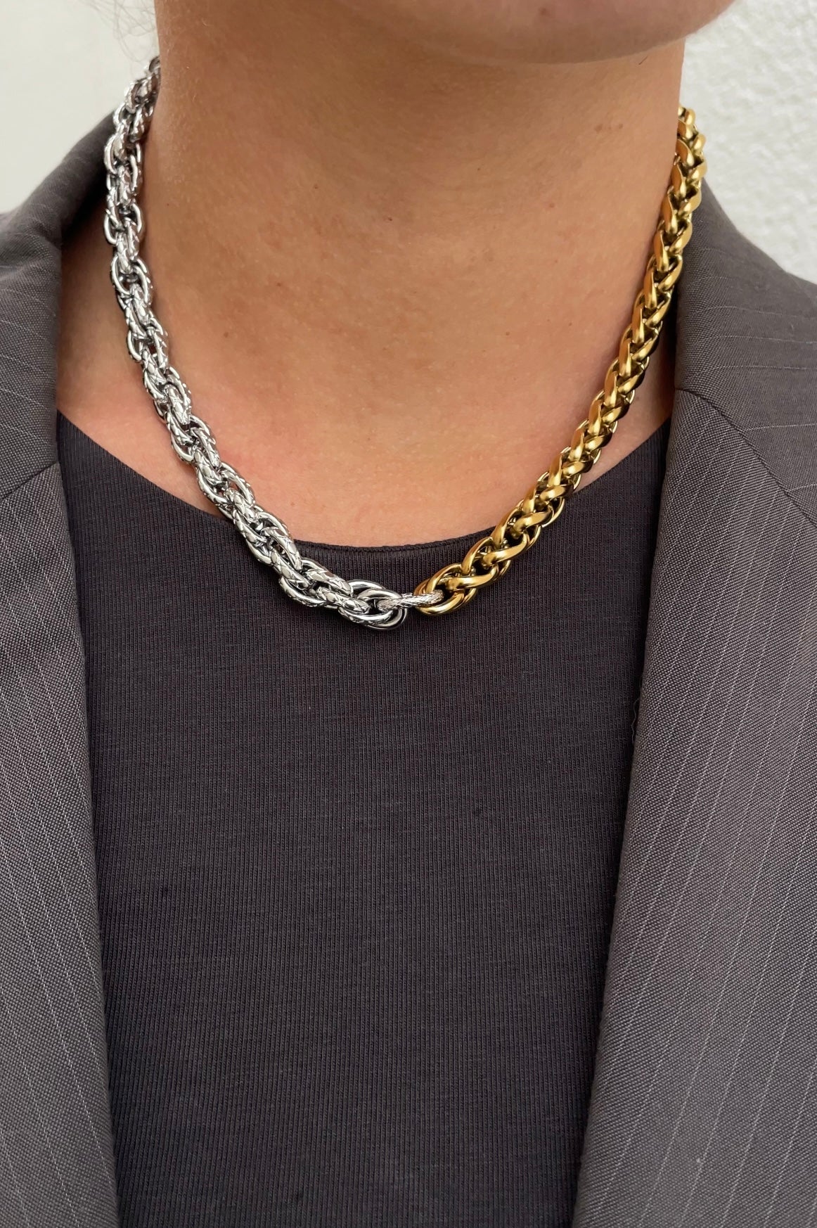 Bi color braided necklace