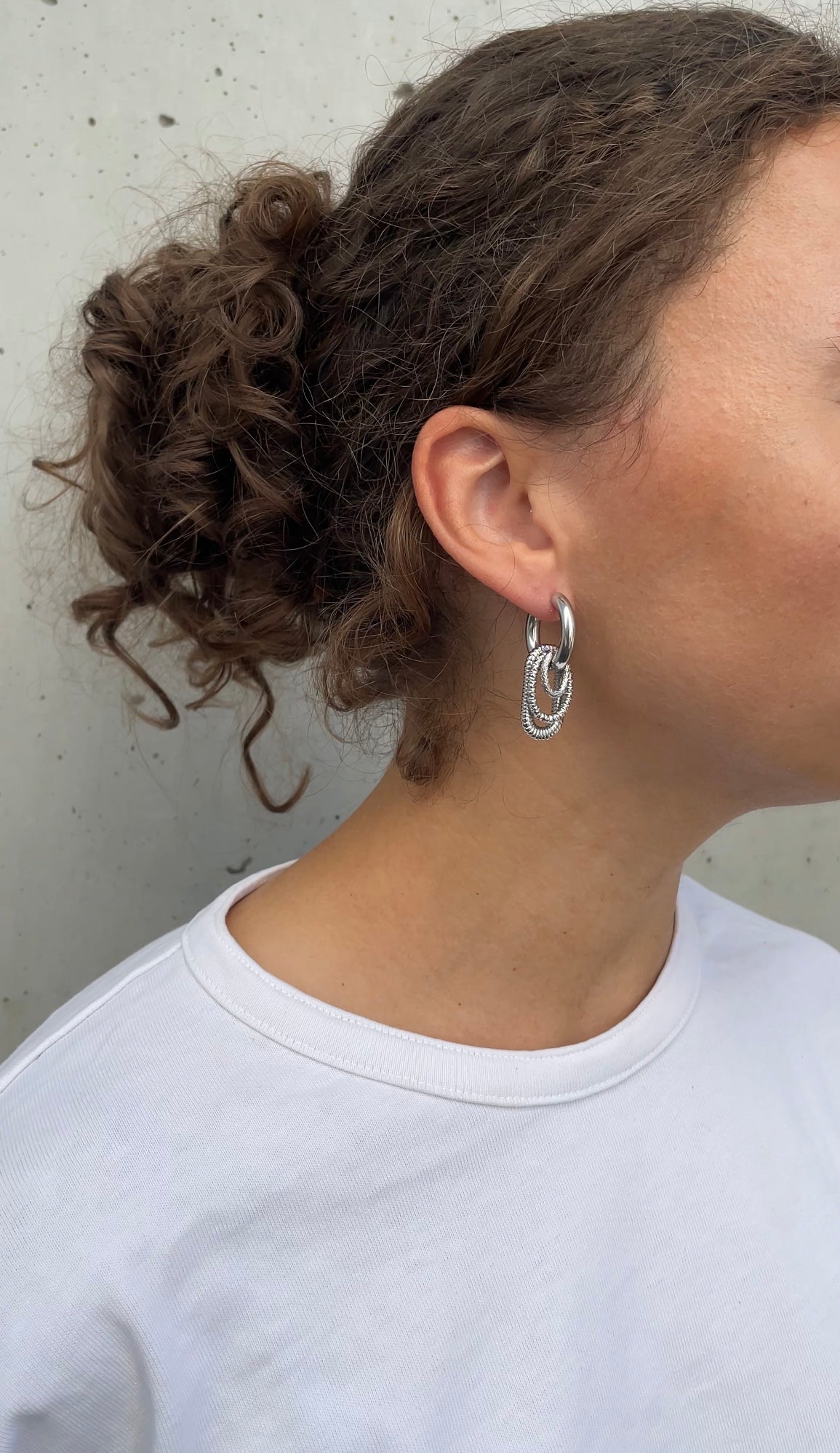 Multiple oval x hoops