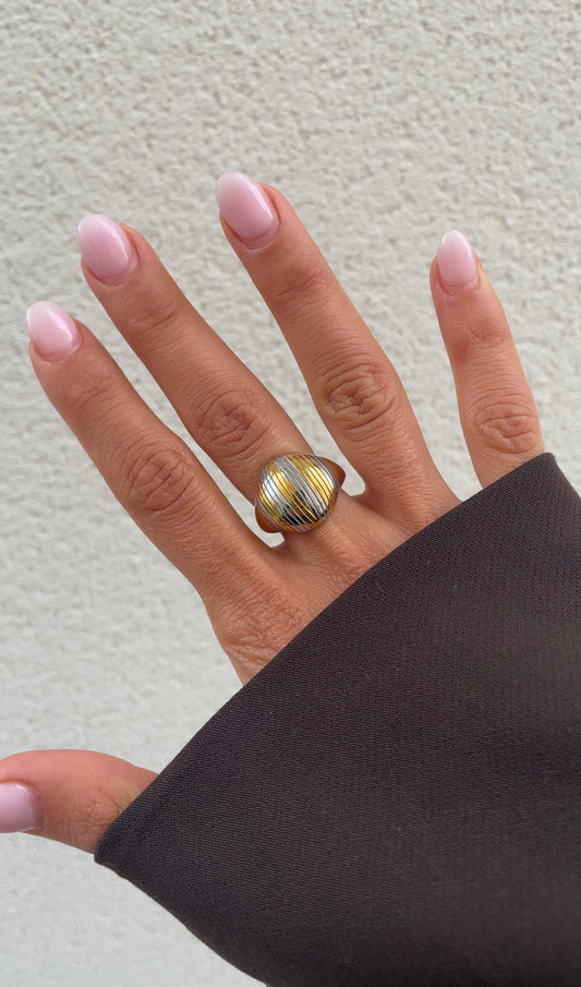 Bicolor dome ring