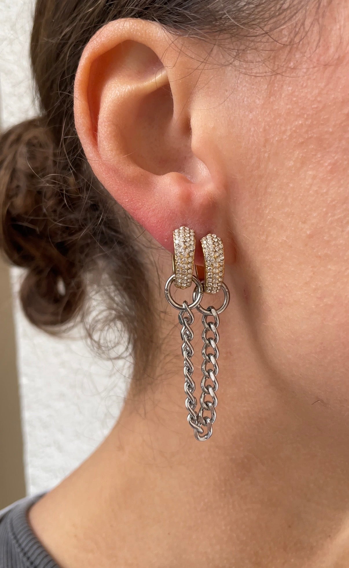 Mono gems earring