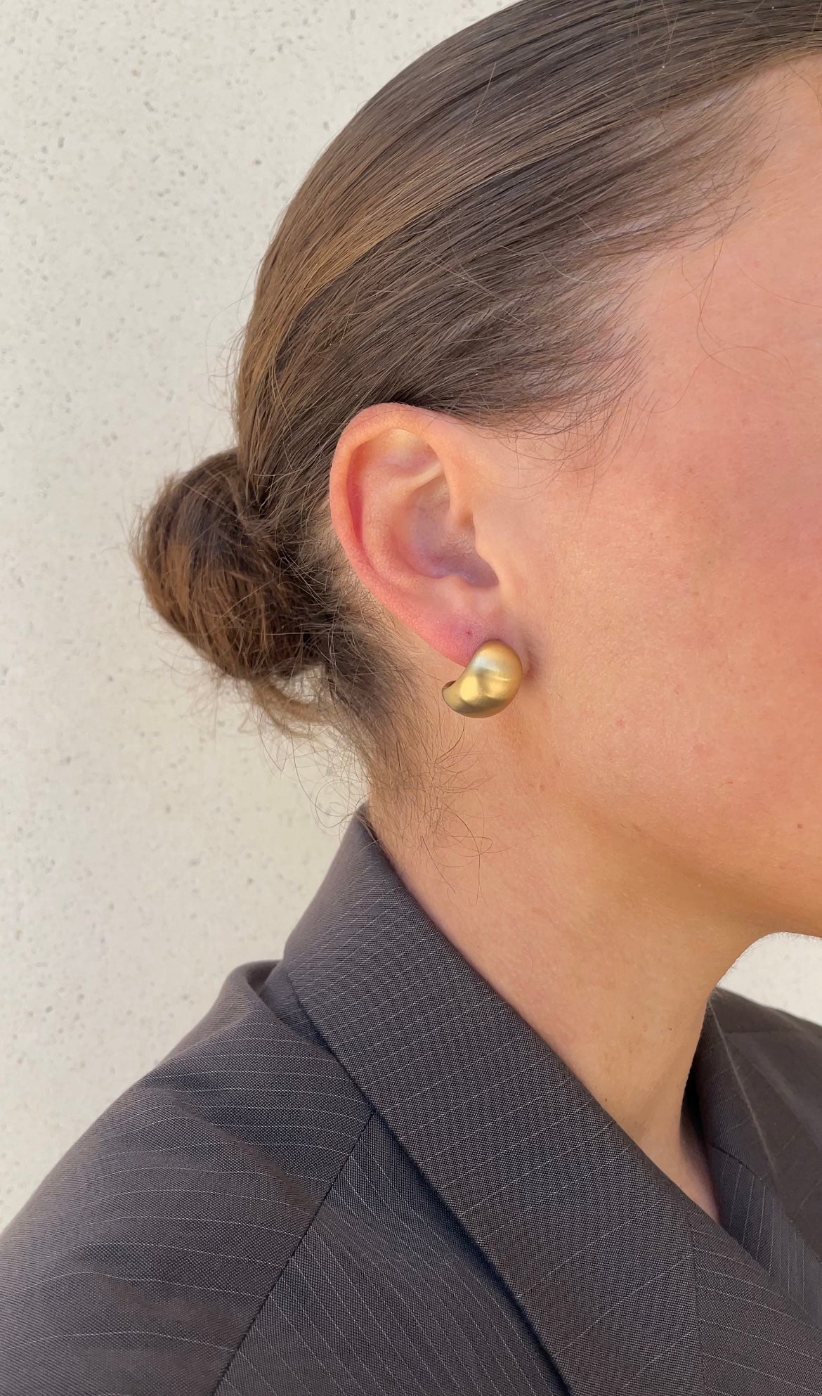 Mate drop earrings