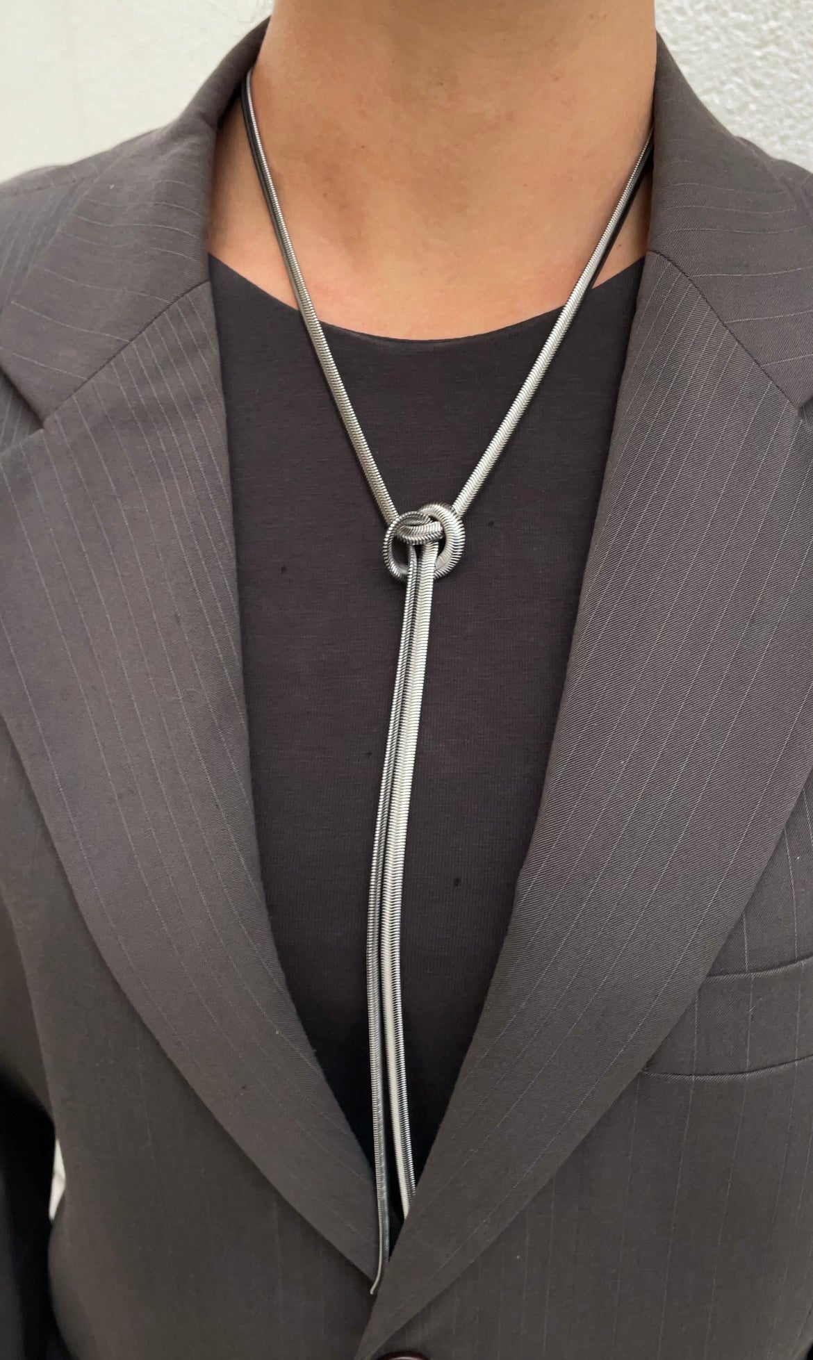 Knot snake necklace