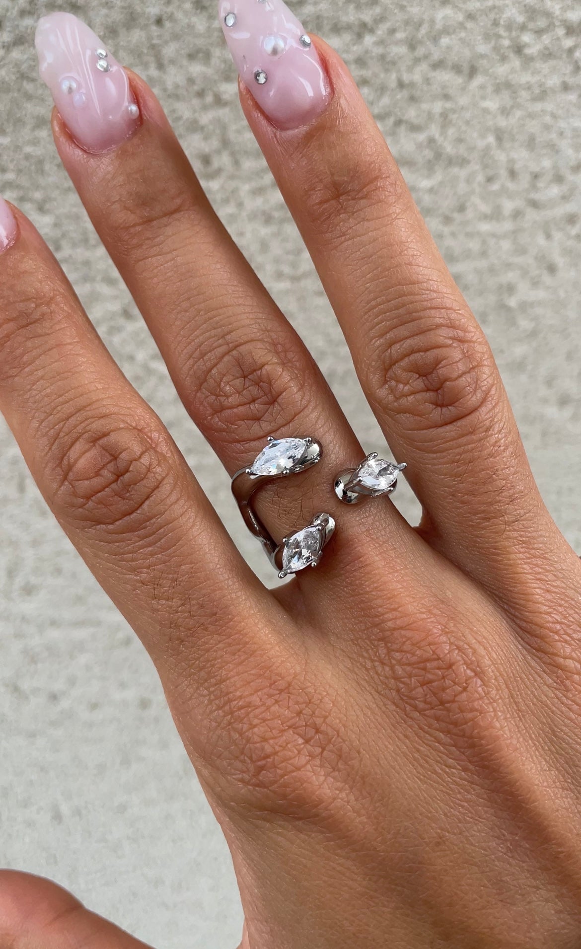 Gems crochet ring