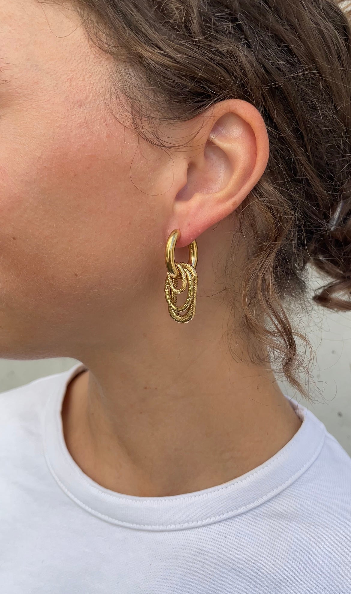 Multiple oval x hoops