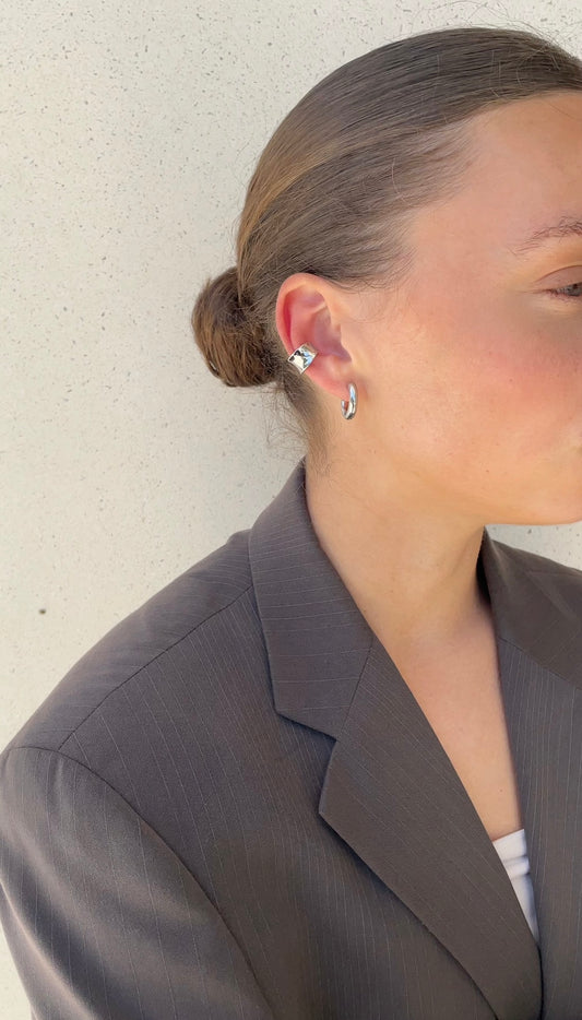 Bold ear cuff