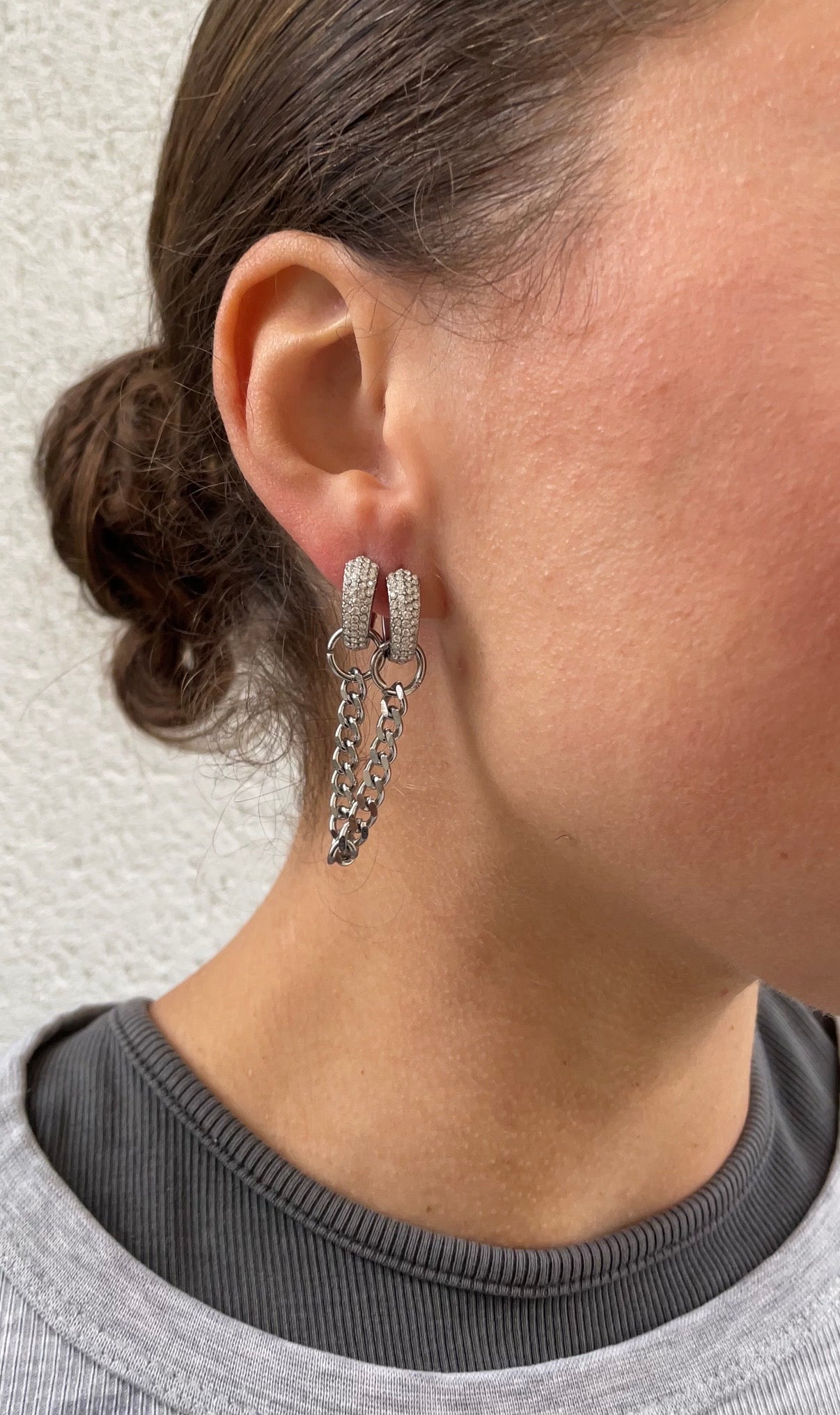 Mono gems earring