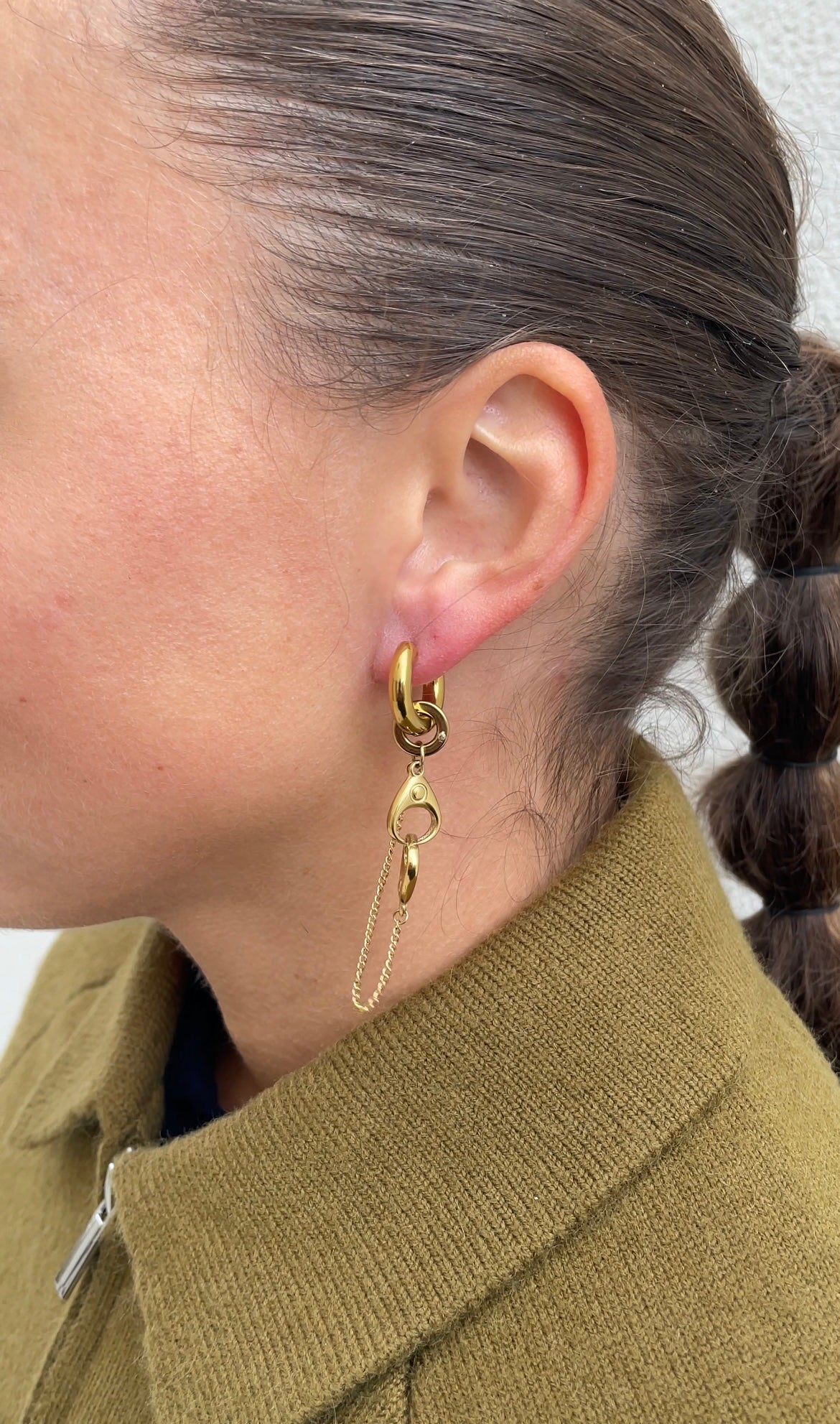 Handcuff earrings
