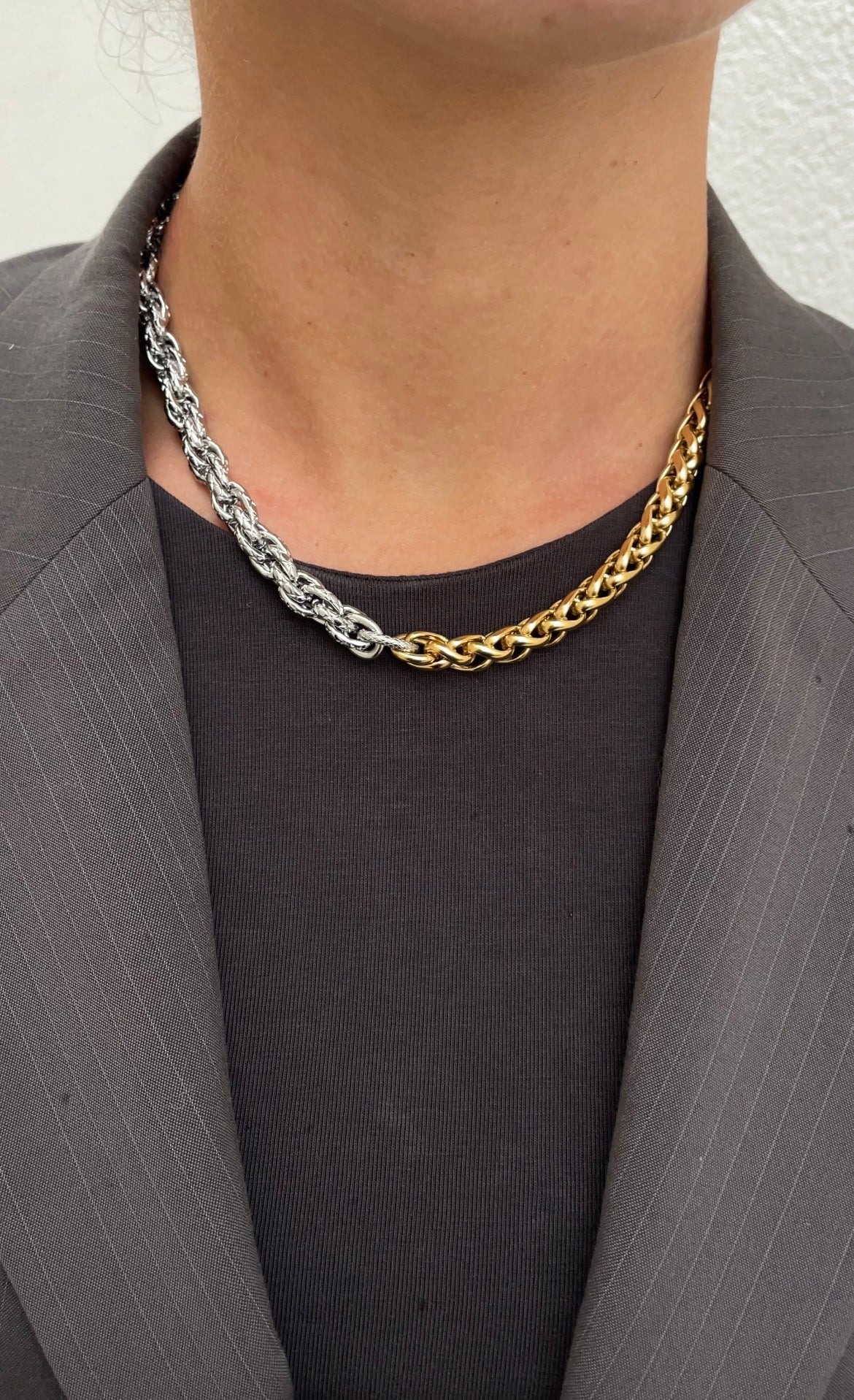 Bi color braided necklace