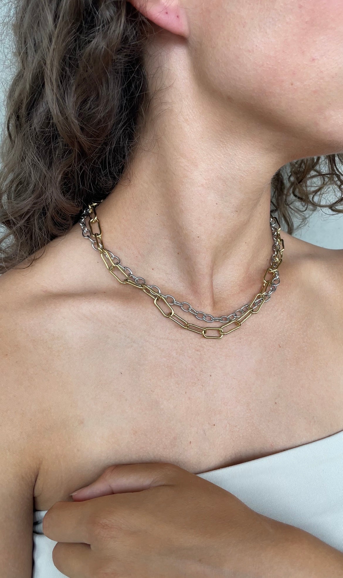 Double chain necklace
