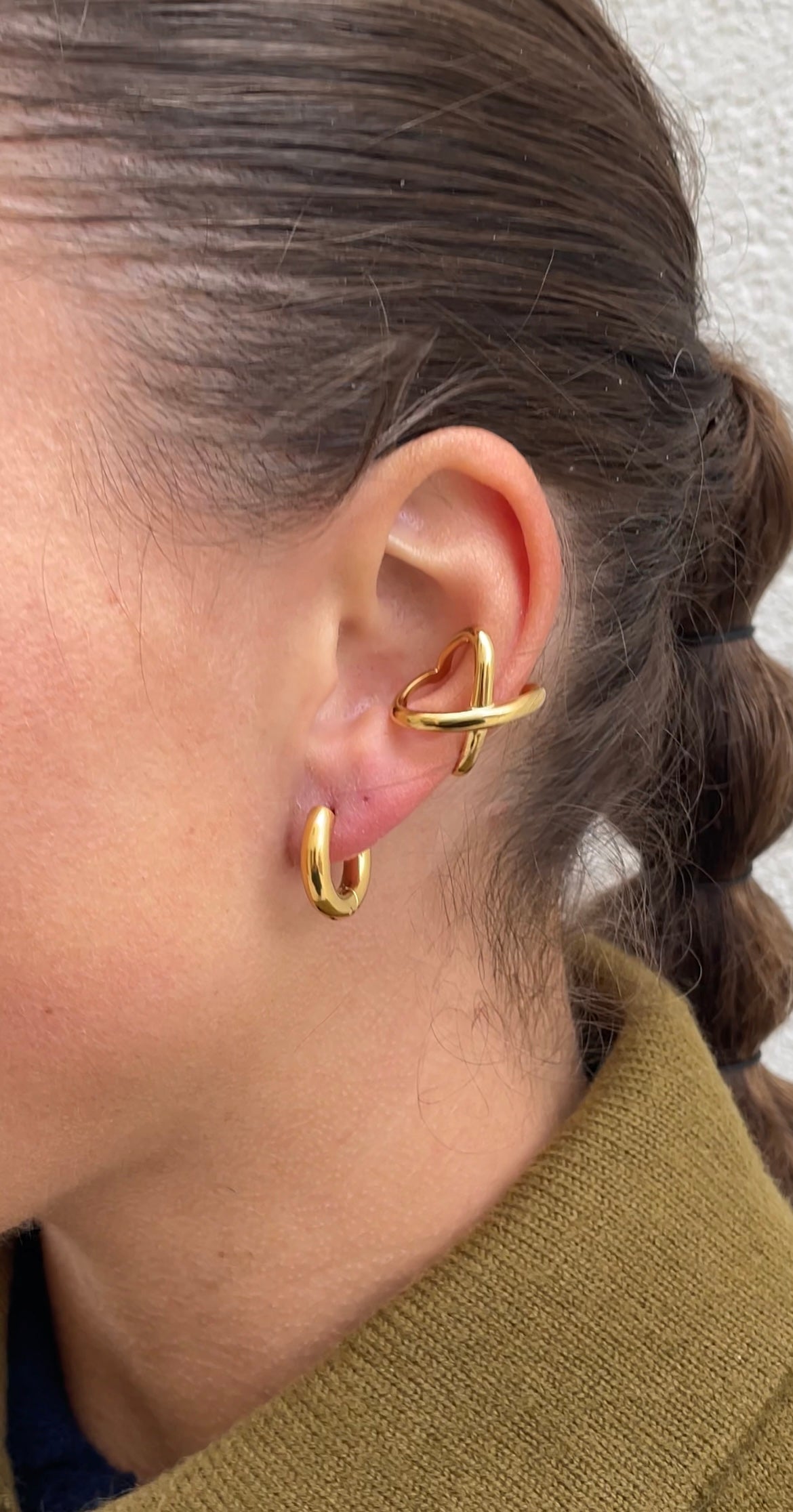 Cross ear cuff