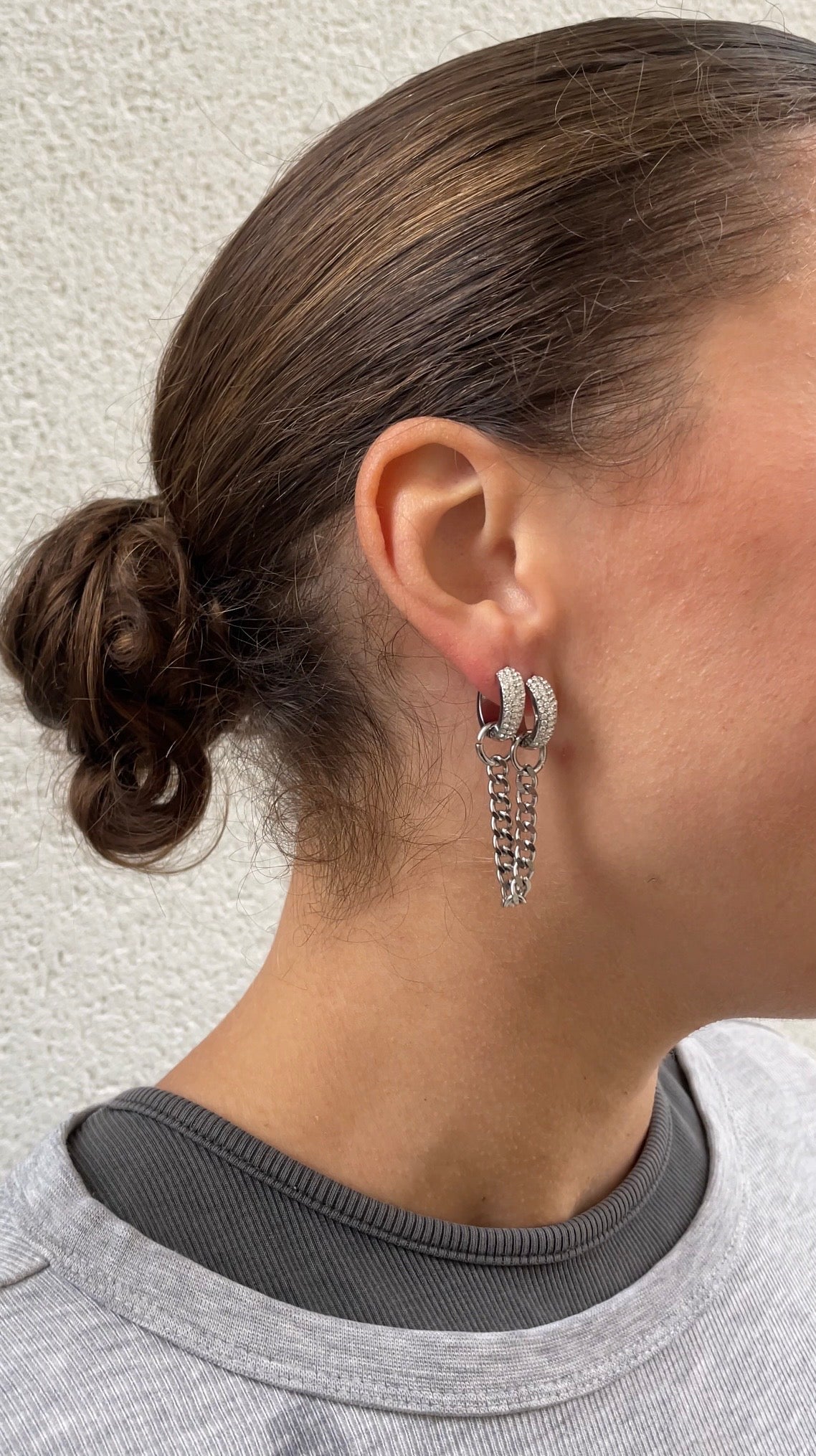 Mono gems earring