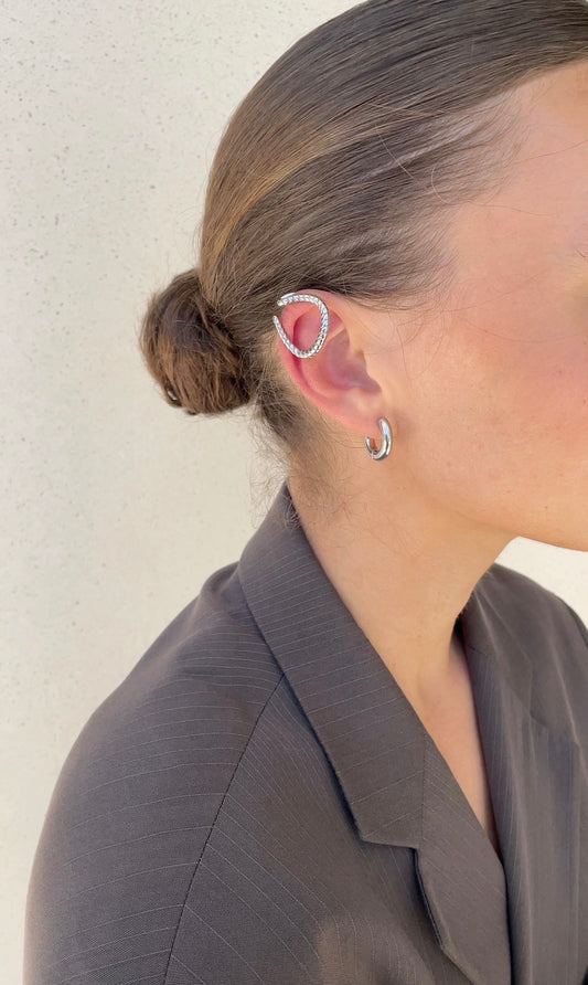 Striped ear cuff