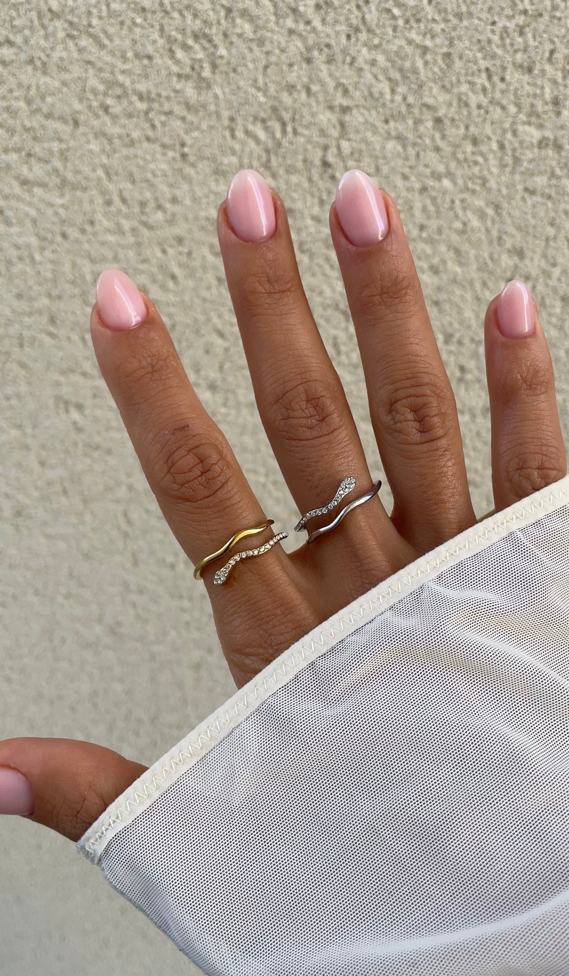 Enroll snake ring
