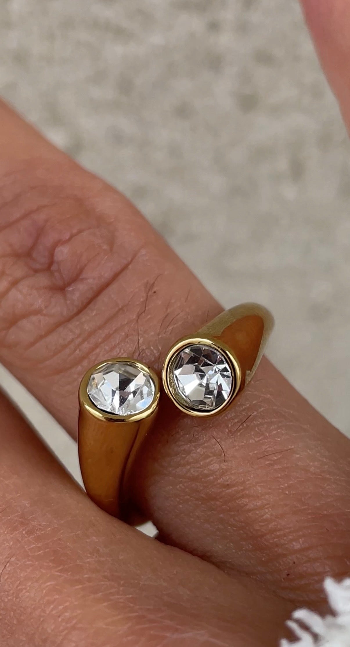Gems Eyes ring
