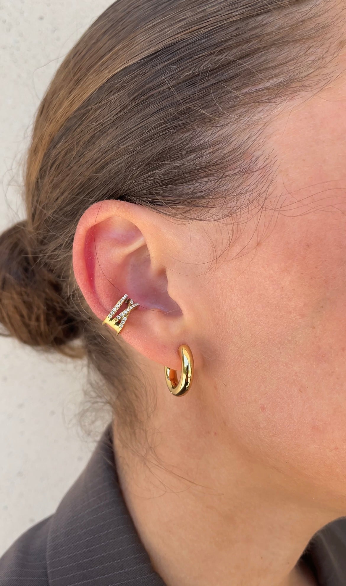 Cross gems ear cuff