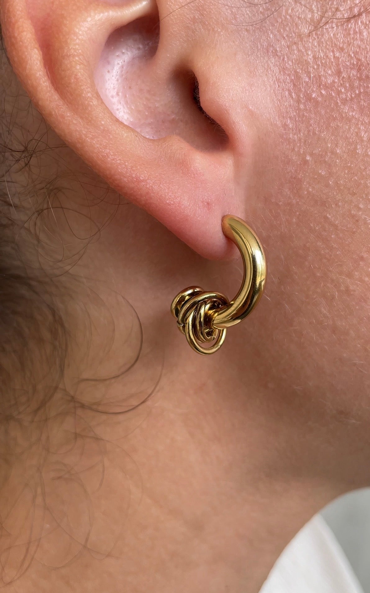 Thin Asymmetric knot earrings