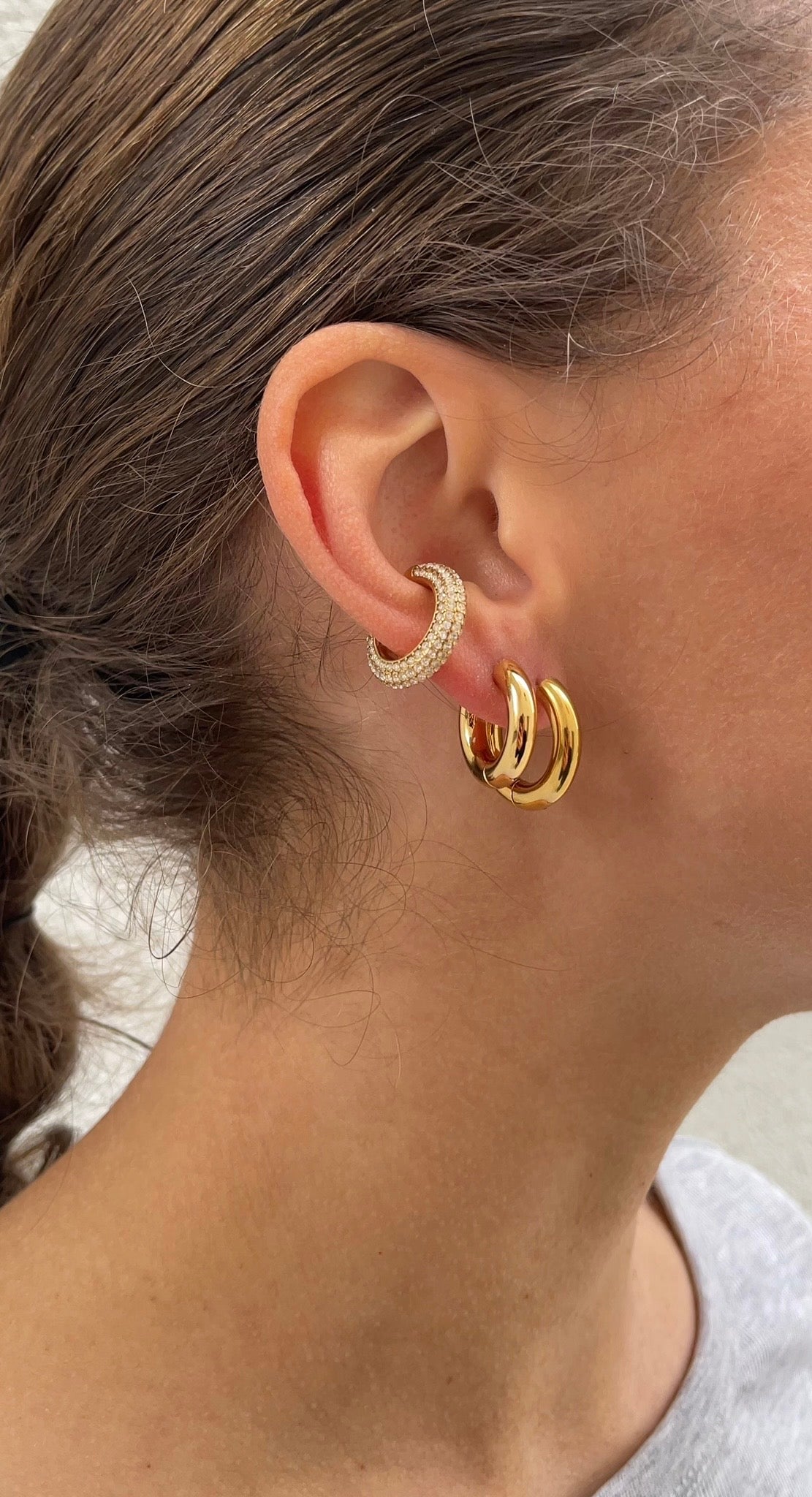 Classic gems ear cuff